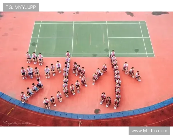 追忆曹新指导的奉献与热爱青年队的未来因您而光辉